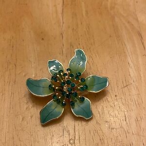 Elegant Floral Green and Gold Brooch